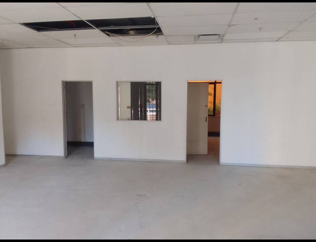 141M² BUSINESS CENTRE TO LET IN MUSGRAVE